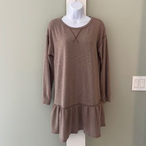 Gilli Taupe/Tan babydoll dress. New never worn.